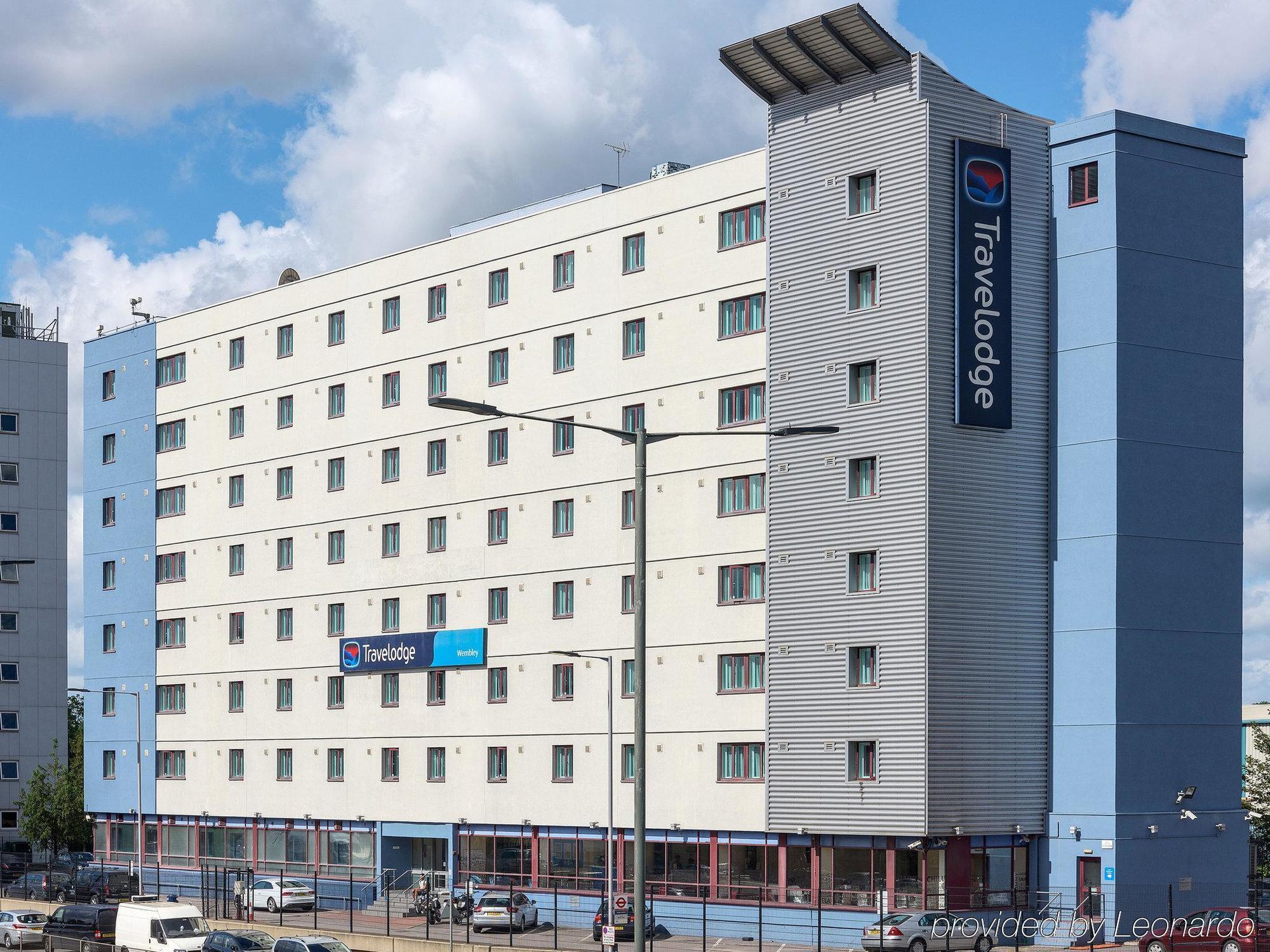 Travelodge London Wembley Exterior photo