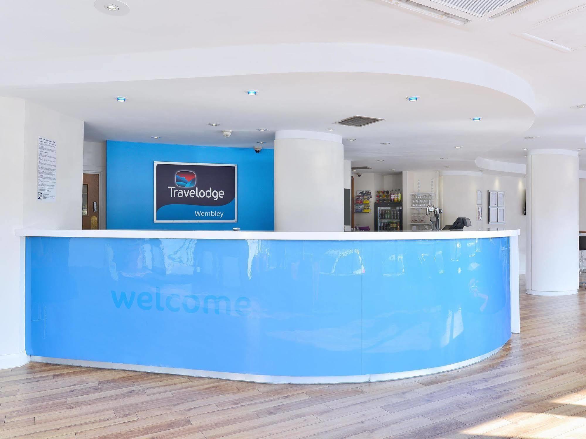 Travelodge London Wembley Exterior photo