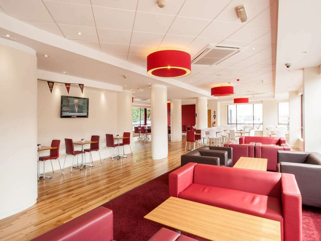 Travelodge London Wembley Restaurant photo